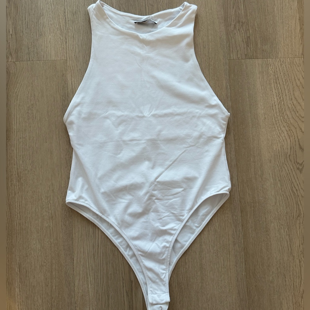 Zara White Sleeveless Bodysuit